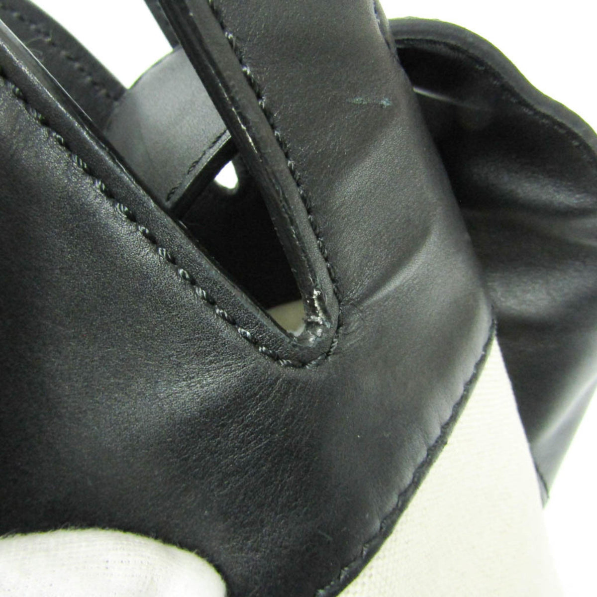 PRE-OWNED Burberry Large Bucket · Canvas & Leather