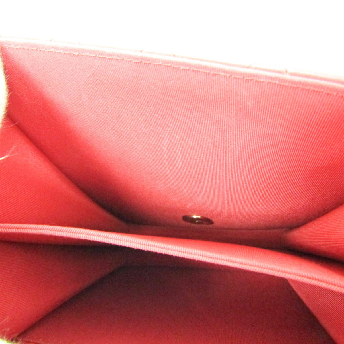 PRE-OWNED Chanel Boy · Lamb Leather