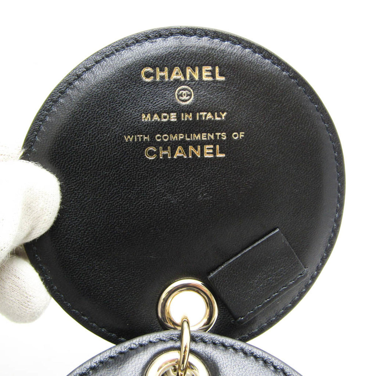 PRE-OWNED Chanel Matelasse · Lambskin Charm
