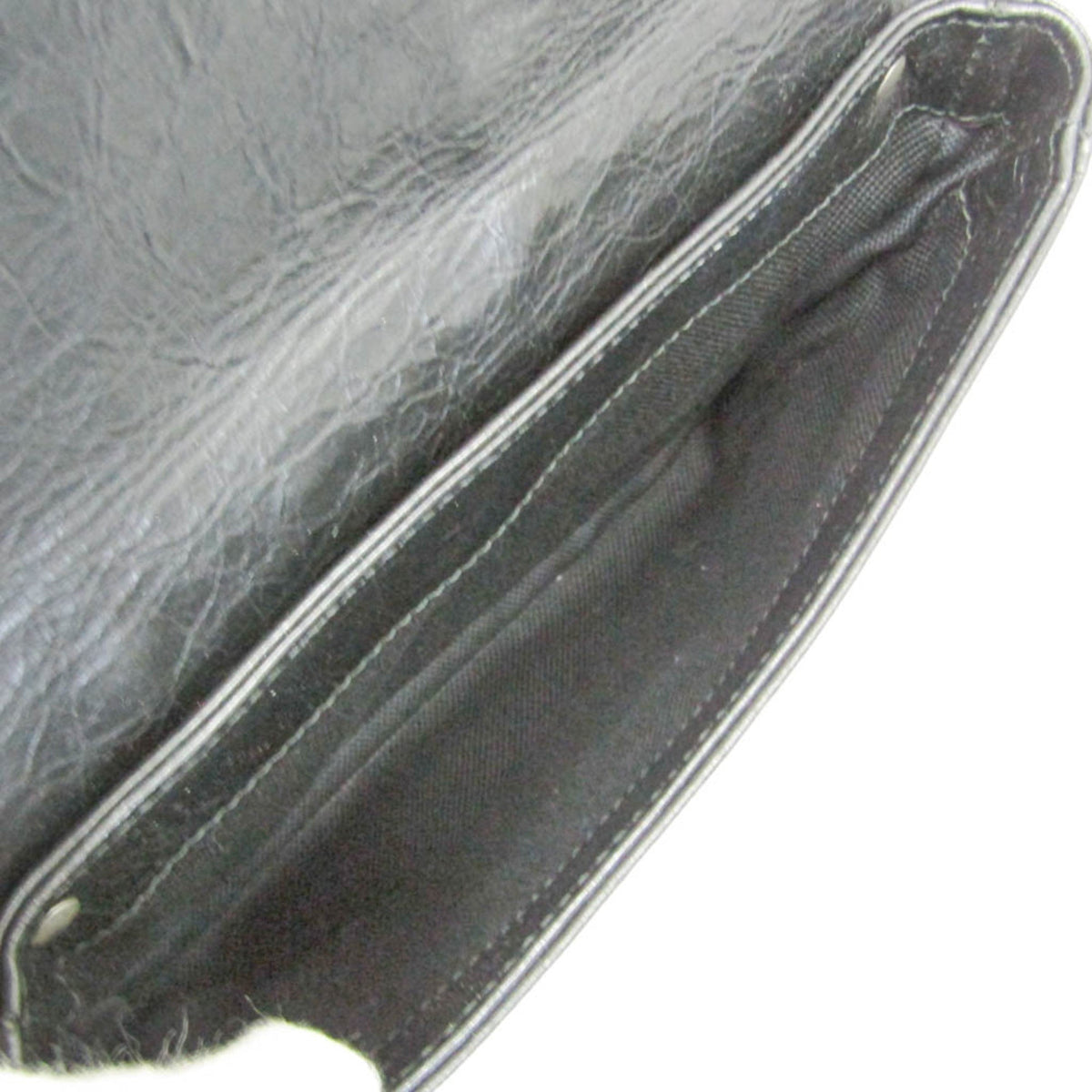 PRE-OWNED Gucci Messenger · Leather Crossbody