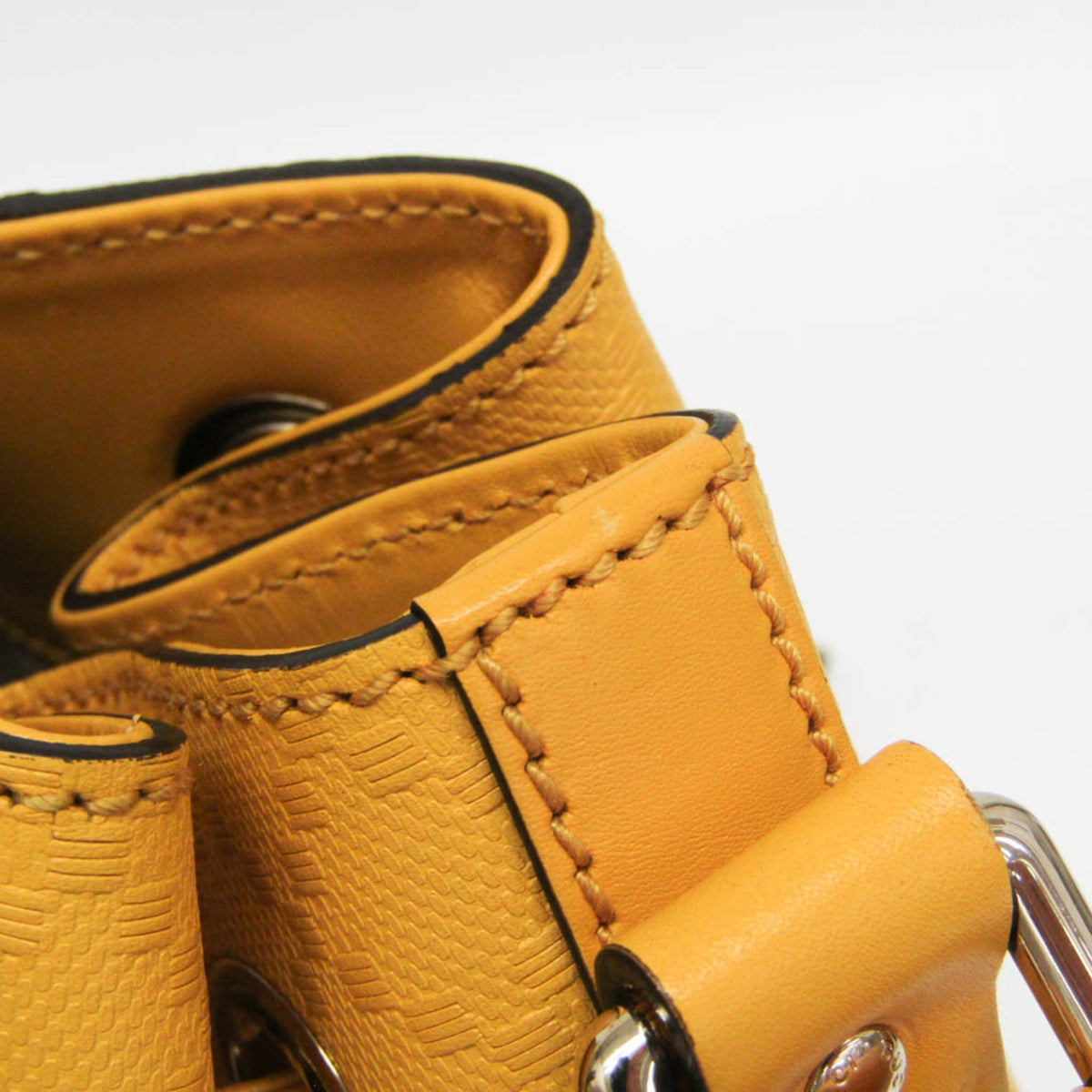 PRE-OWNED Gucci Bright Diamante · Leather Handbag
