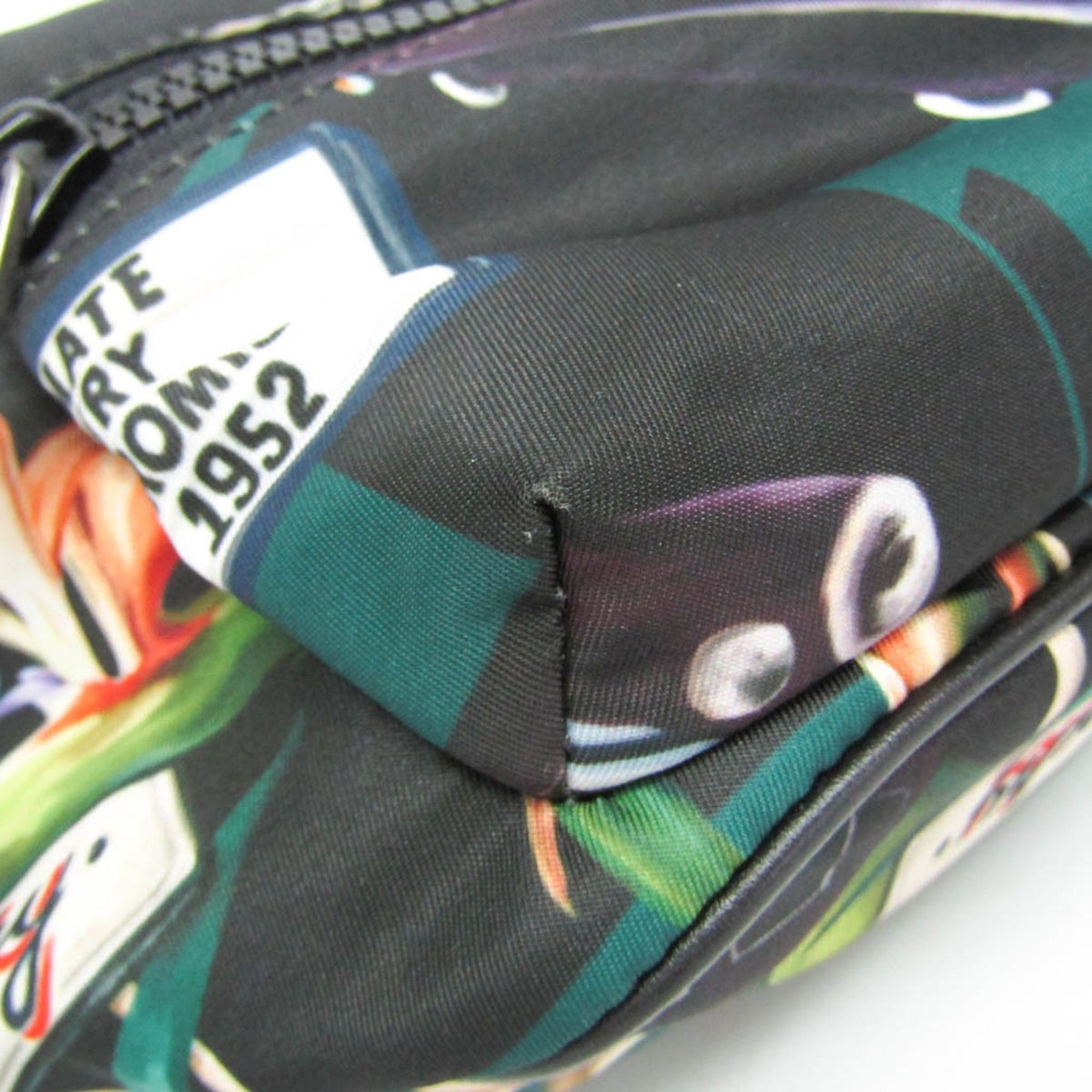 PRE-OWNED Givenchy Bumbag · Nylon