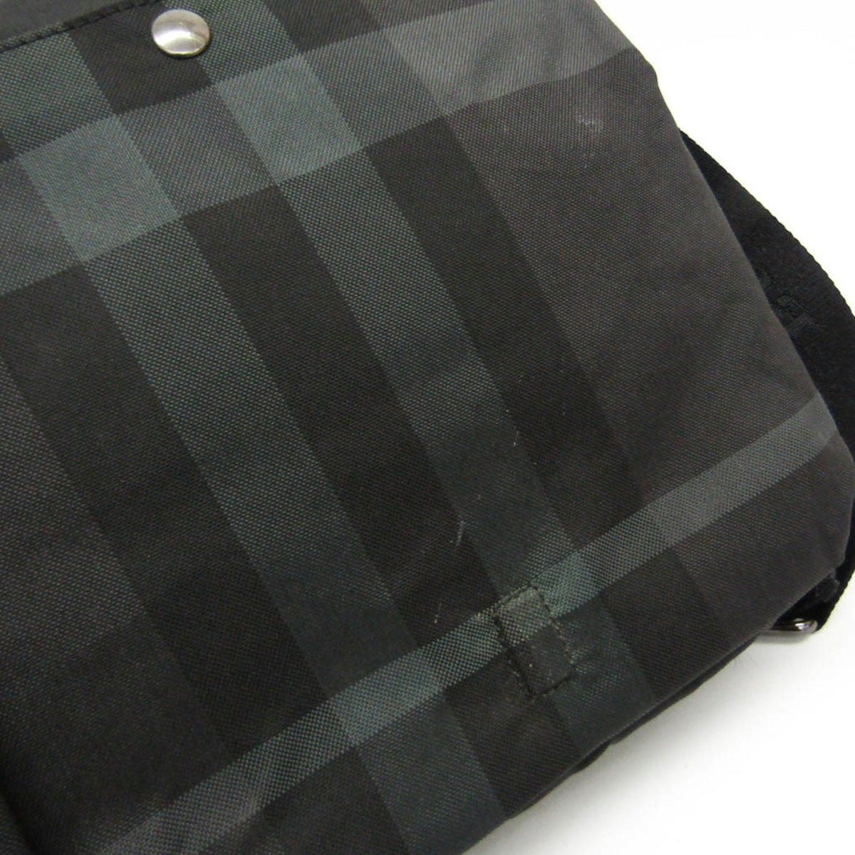 PRE-OWNED Burberry · Nylon Messenger Bag