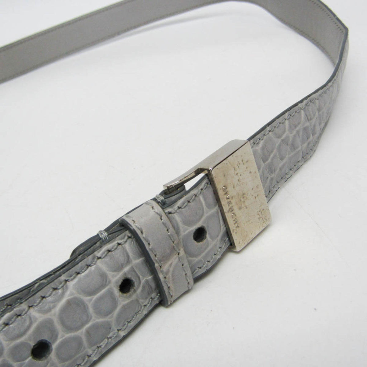 PRE-OWNED Givenchy Pandora Box Medium · Embossed Leather