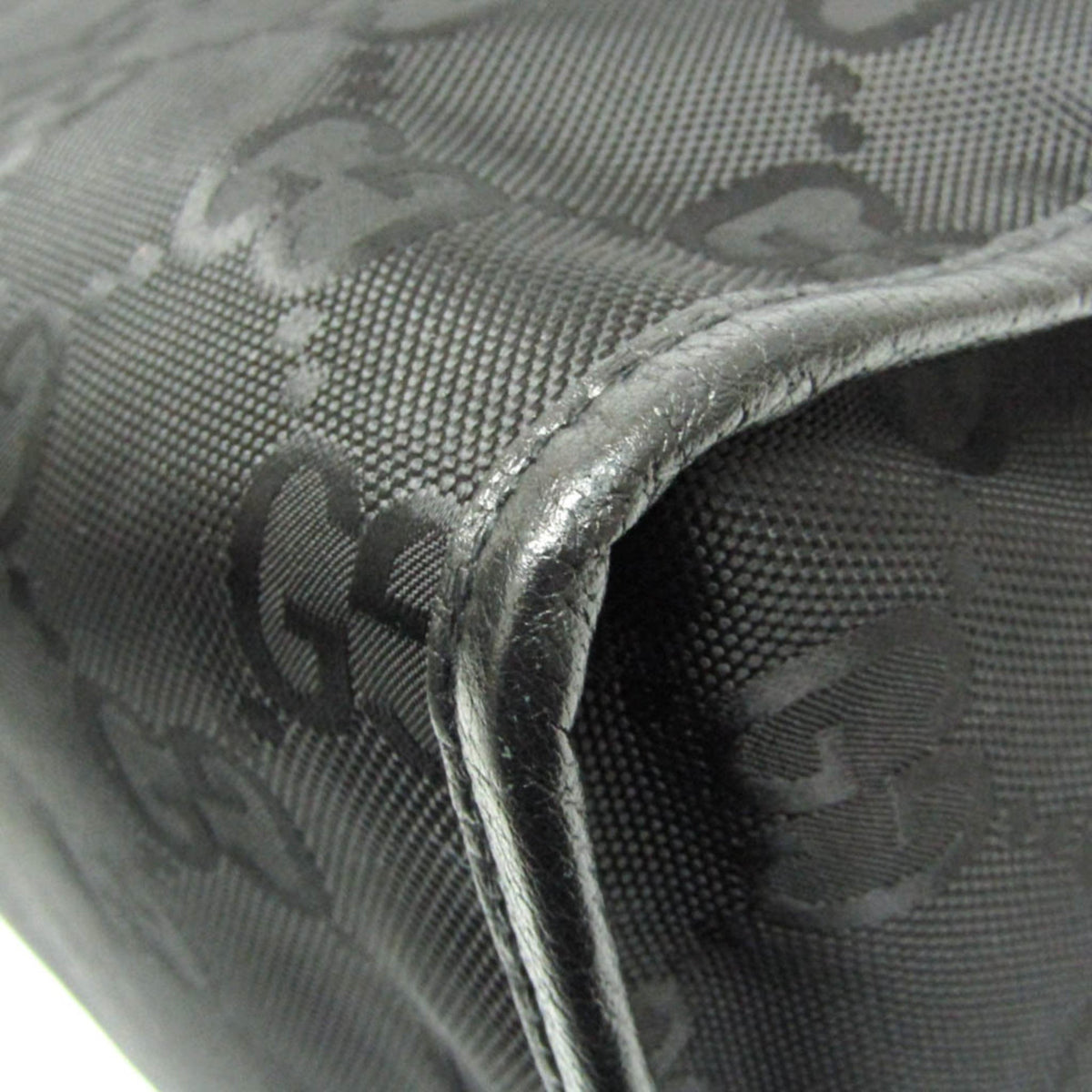 PRE-OWNED Gucci Off The Grid · Nylon Canvas