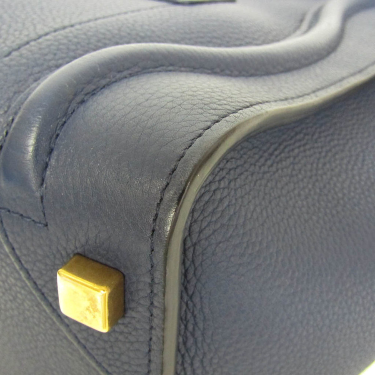 PRE-OWNED Celine Luggage Micro Shopper · Calfskin