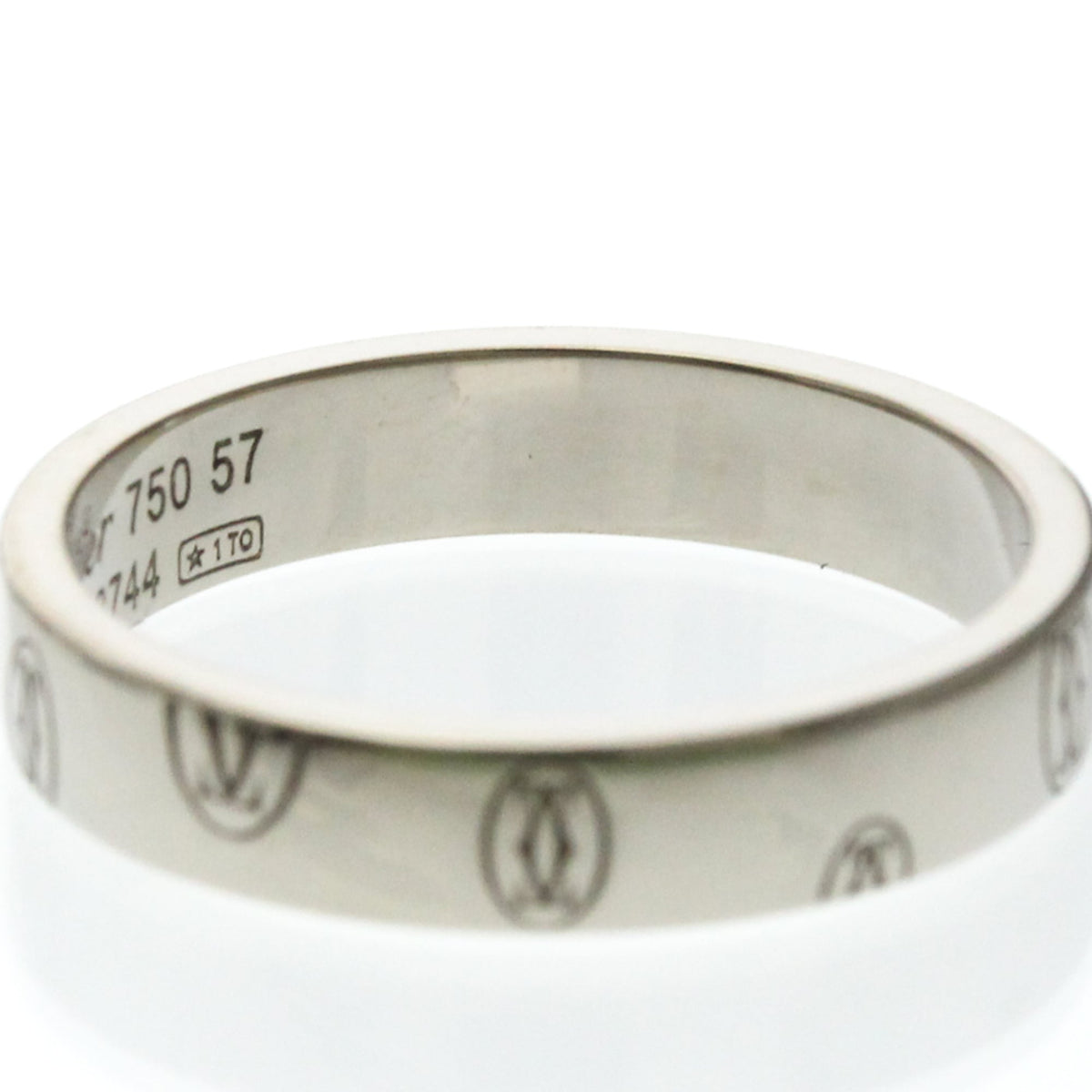 PRE-OWNED Cartier Happy Birthday · 18K White Gold