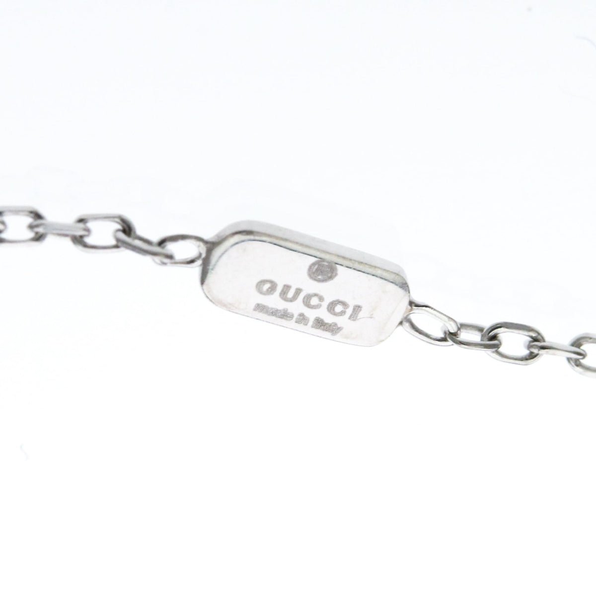 PRE-OWNED Gucci Icon · 18K White Gold
