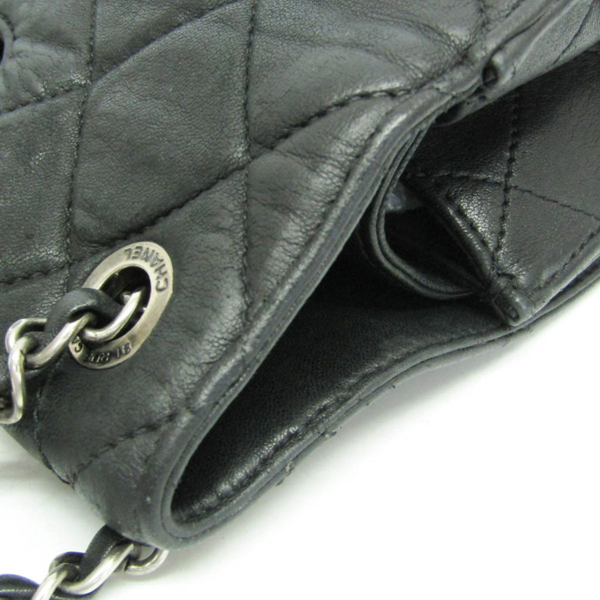 PRE-OWNED Chanel 2.55 · Lambskin
