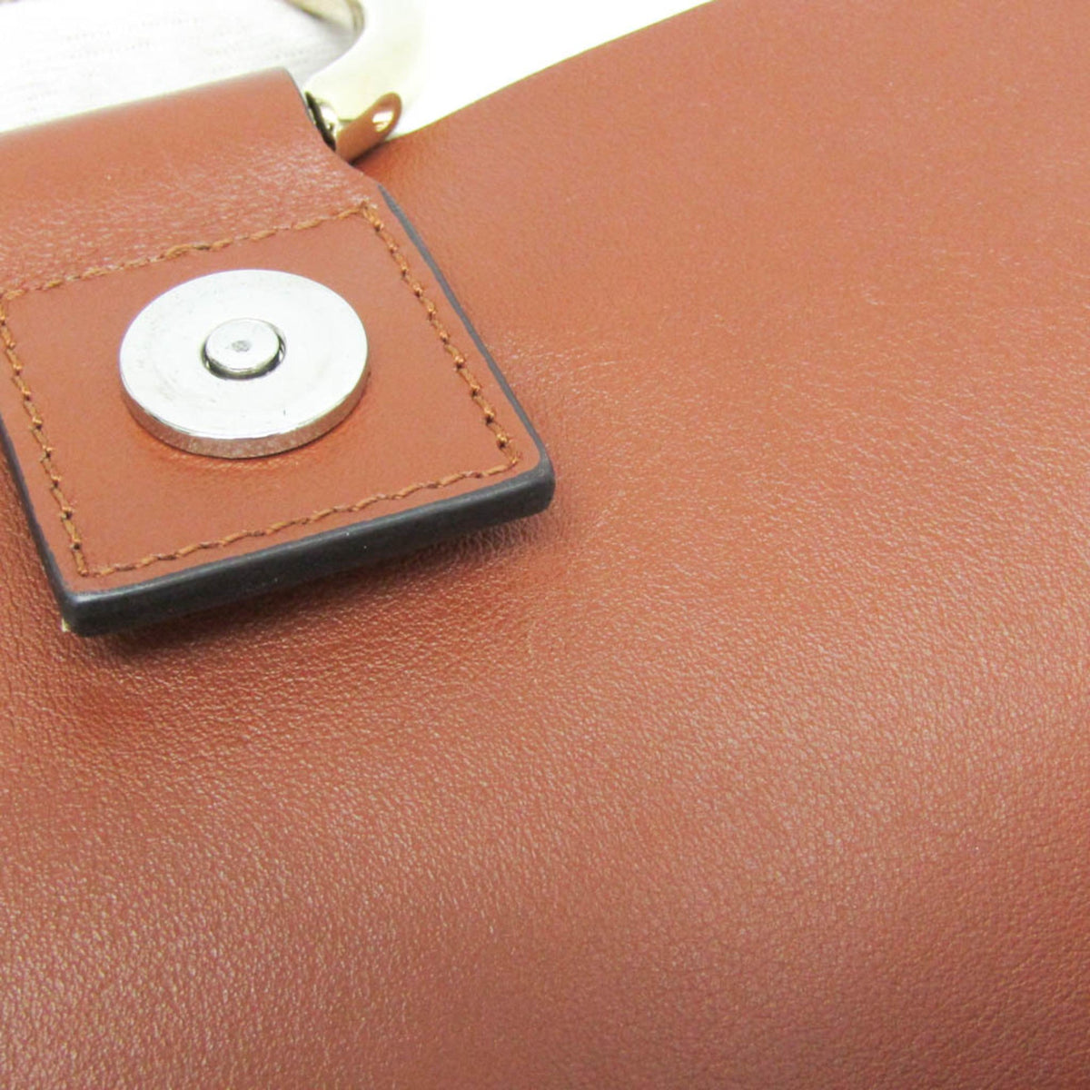 PRE-OWNED Chloé Faye · Suede & Leather