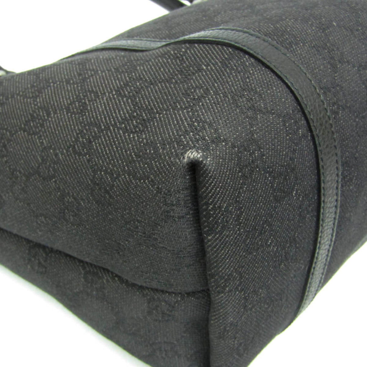 PRE-OWNED Gucci GG Canvas · Tote