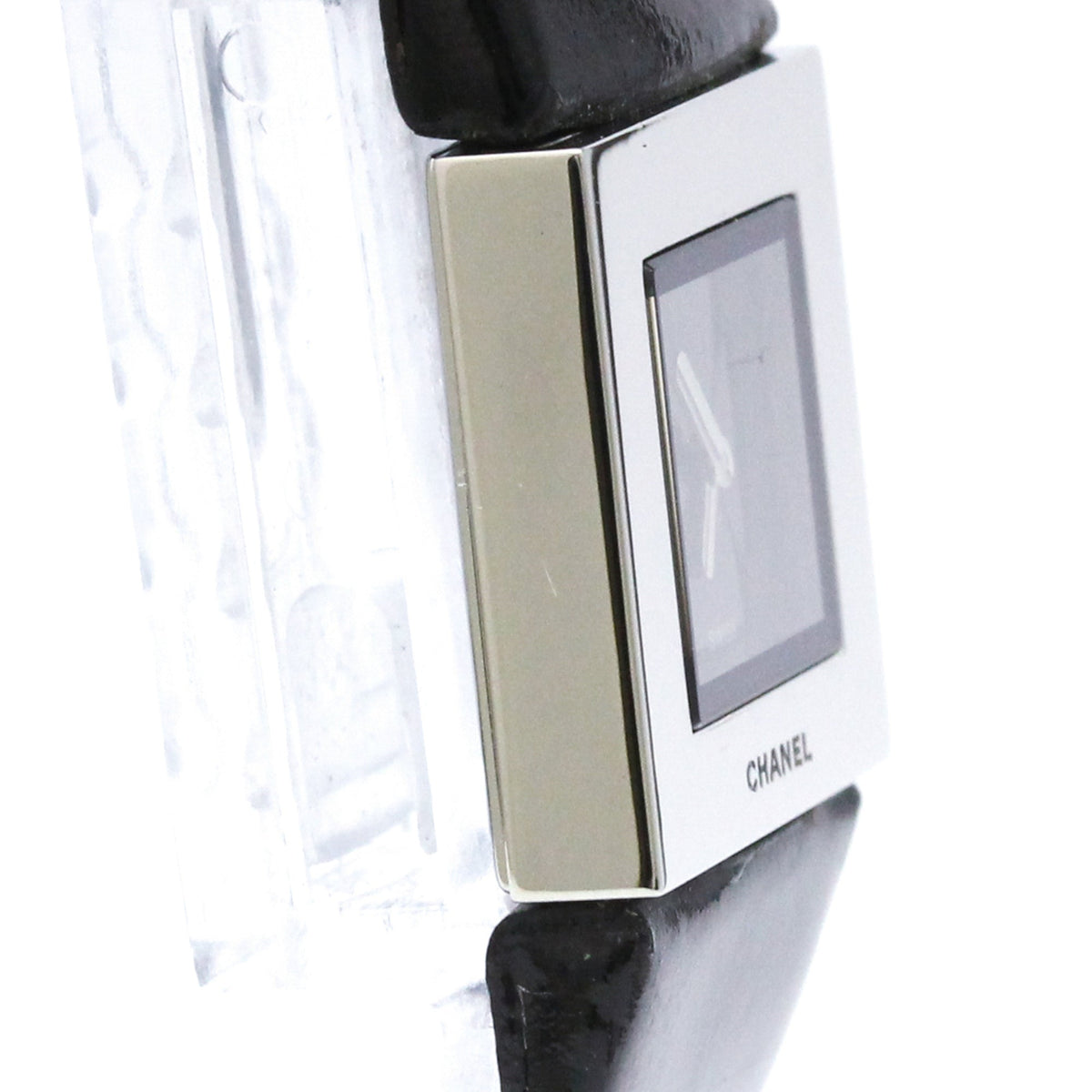 PRE-OWNED Chanel Matelasse · Steel · Quartz