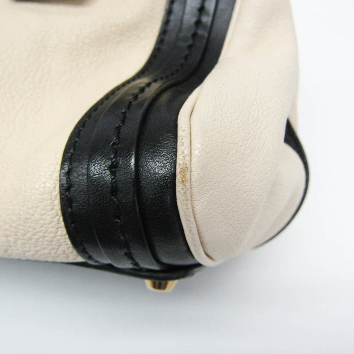 PRE-OWNED Chloé Alice · Leather