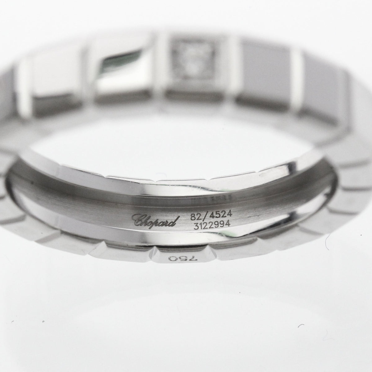 PRE-OWNED Chopard Ice Cube · 18K White Gold · Diamond Size 6.5