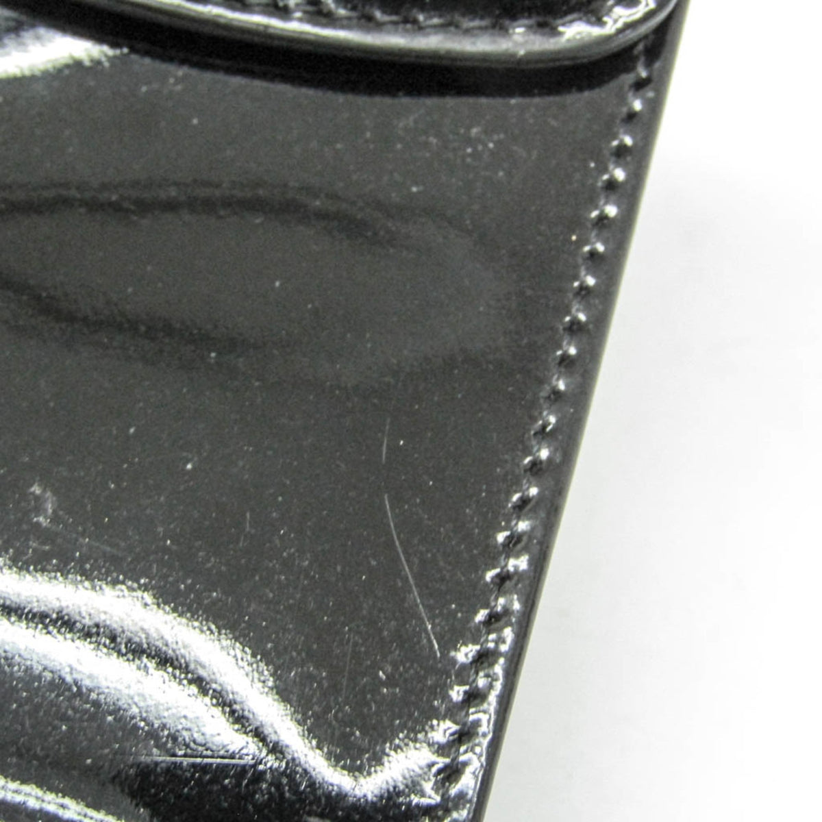 PRE-OWNED Chanel Mini Pouch · Enamel Leather · Keyring