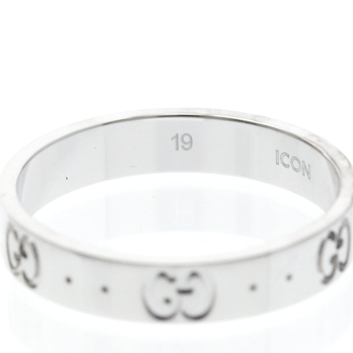 PRE-OWNED Gucci Icon · 18K White Gold Size 8.75
