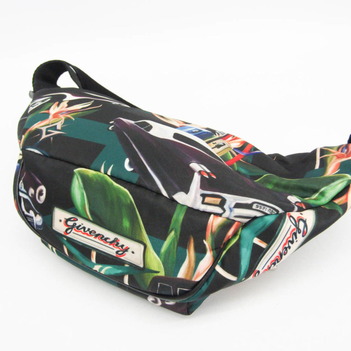 PRE-OWNED Givenchy Bumbag · Nylon