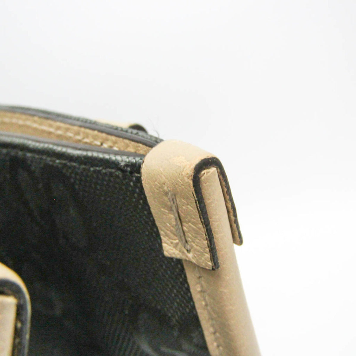 PRE-OWNED Gucci Off The Grid · Nylon Canvas