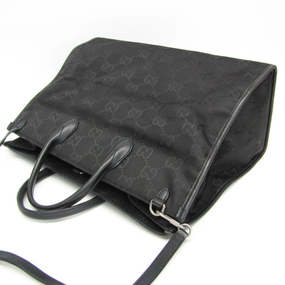 PRE-OWNED Gucci Off The Grid · GG Nylon Canvas