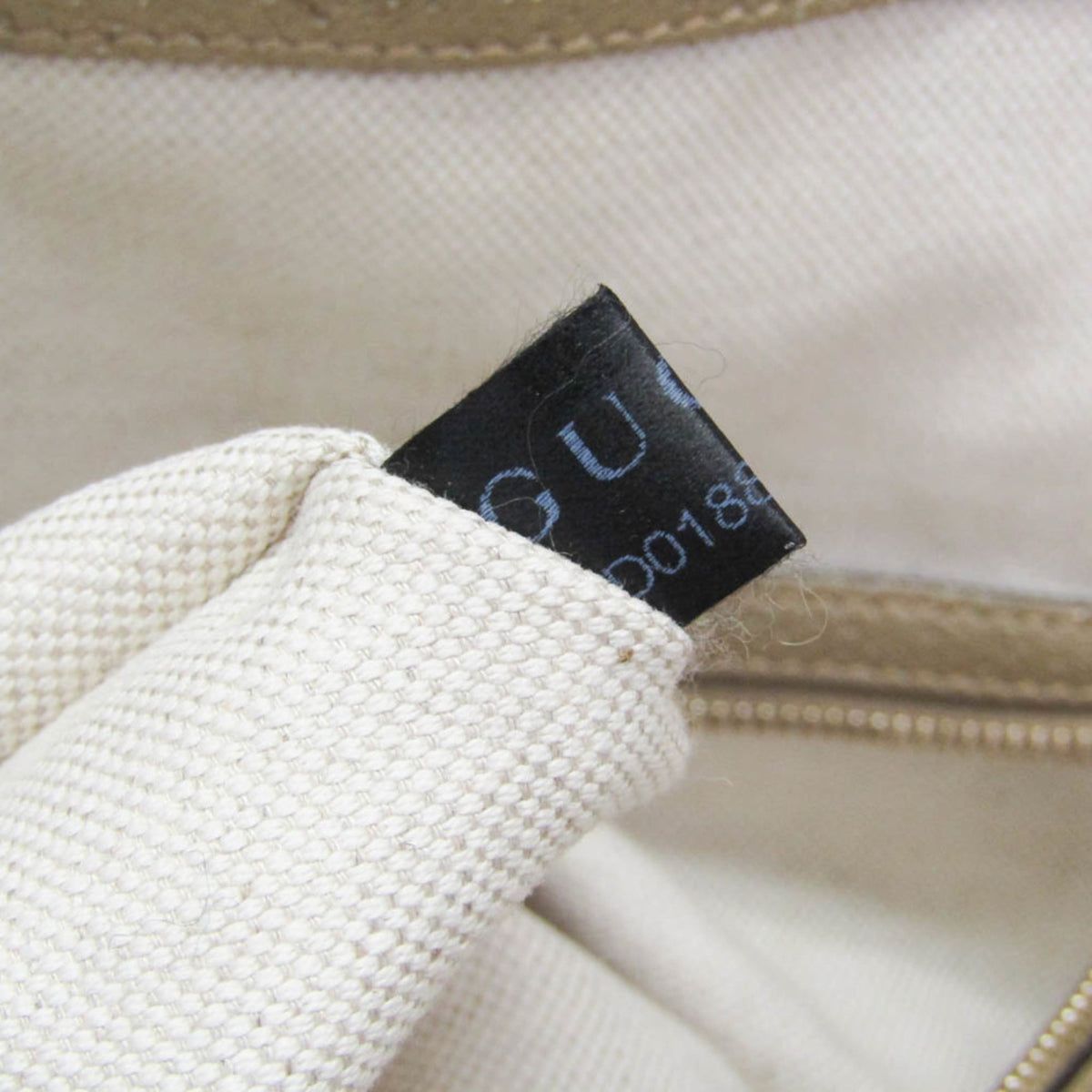 PRE-OWNED Gucci Bree · GG Canvas