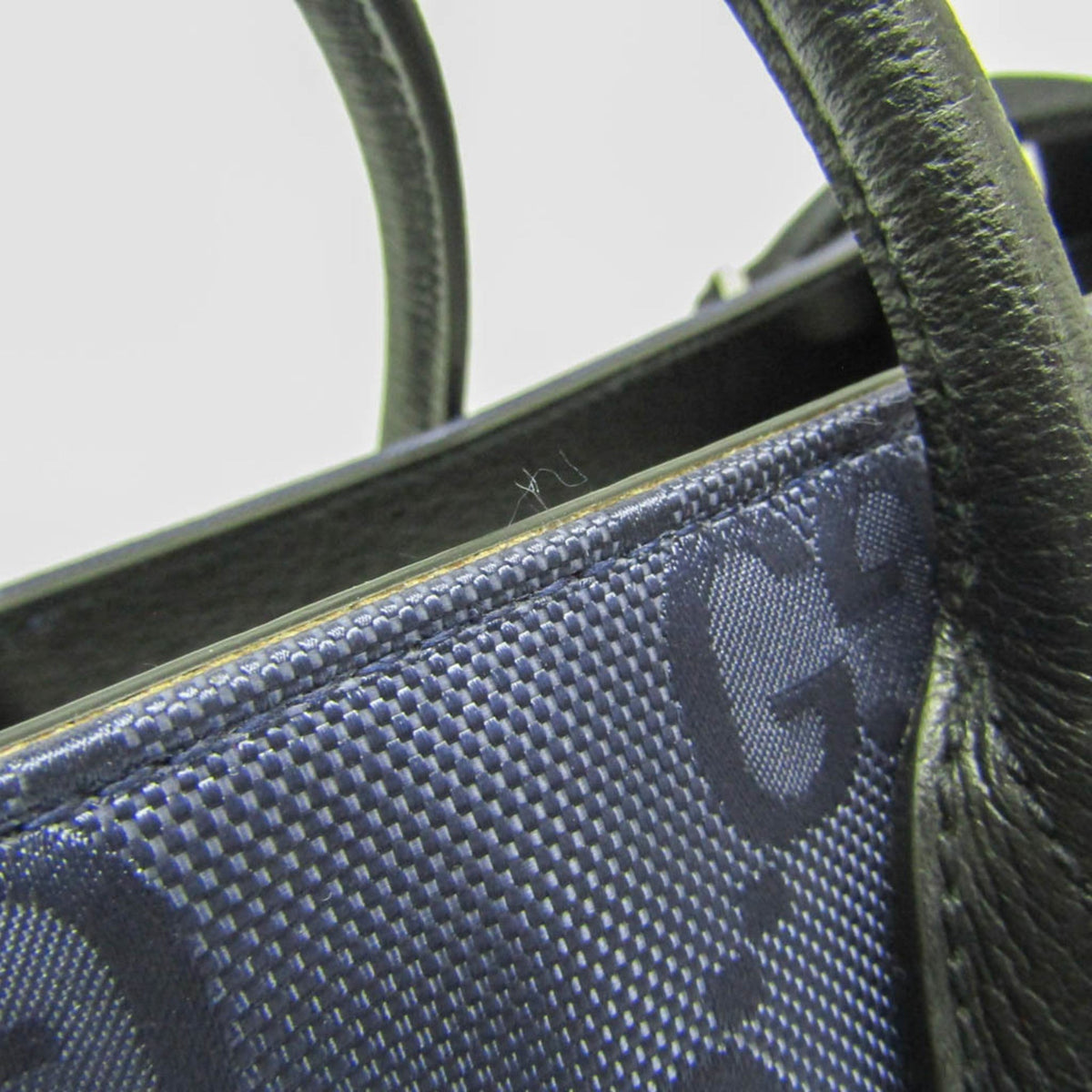PRE-OWNED Gucci Off The Grid · Nylon