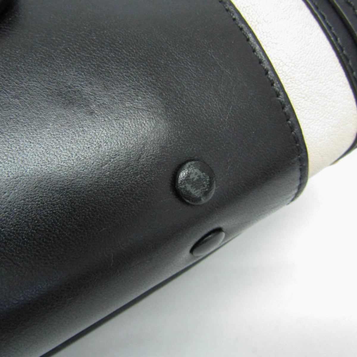 PRE-OWNED Chloé Alice · Leather