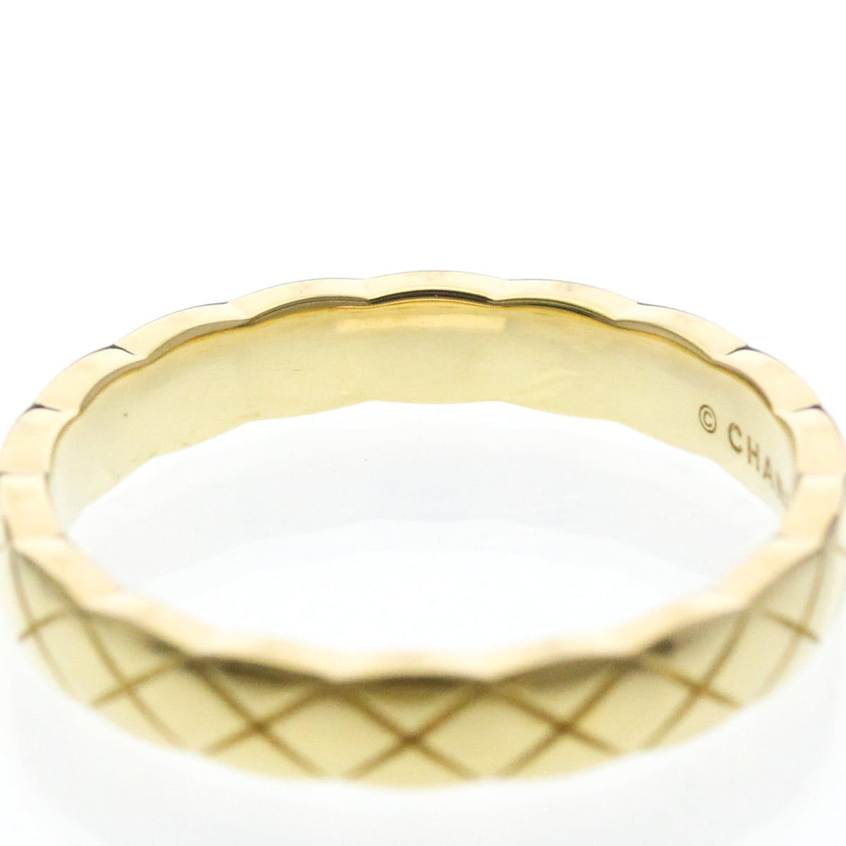 PRE-OWNED Chanel Coco Crush Mini · 18K Yellow Gold Size 6.25
