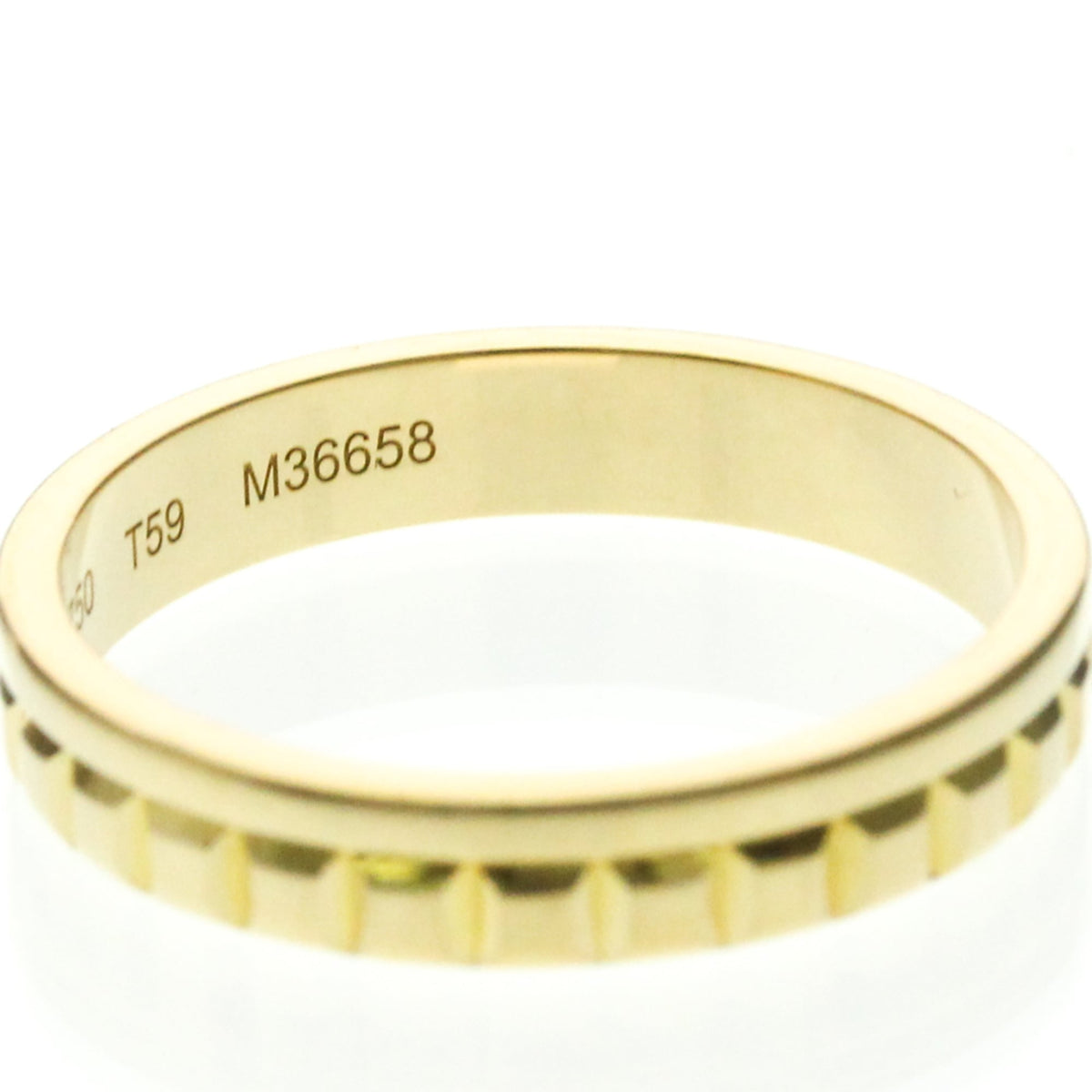 PRE-OWNED Boucheron Quatre Radiant · 18K Yellow Gold Size 8.75