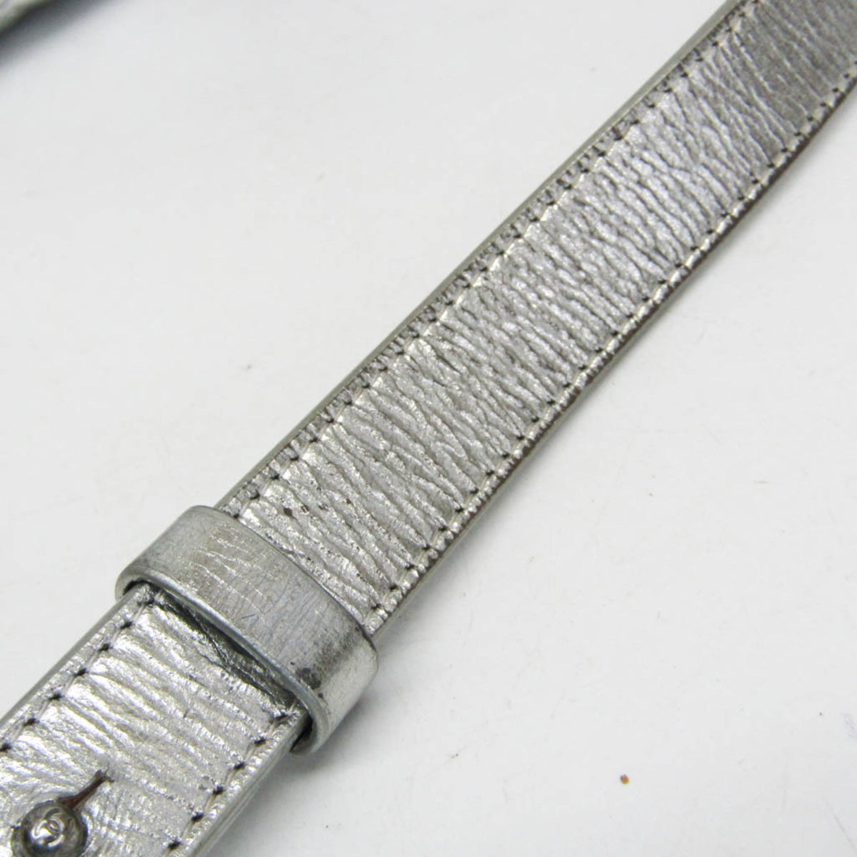 PRE-OWNED Chanel Boy · Metallic Calfskin