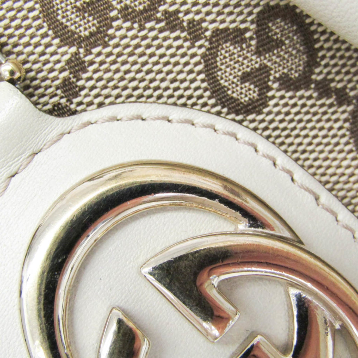 PRE-OWNED Gucci Sukey · GG Canvas