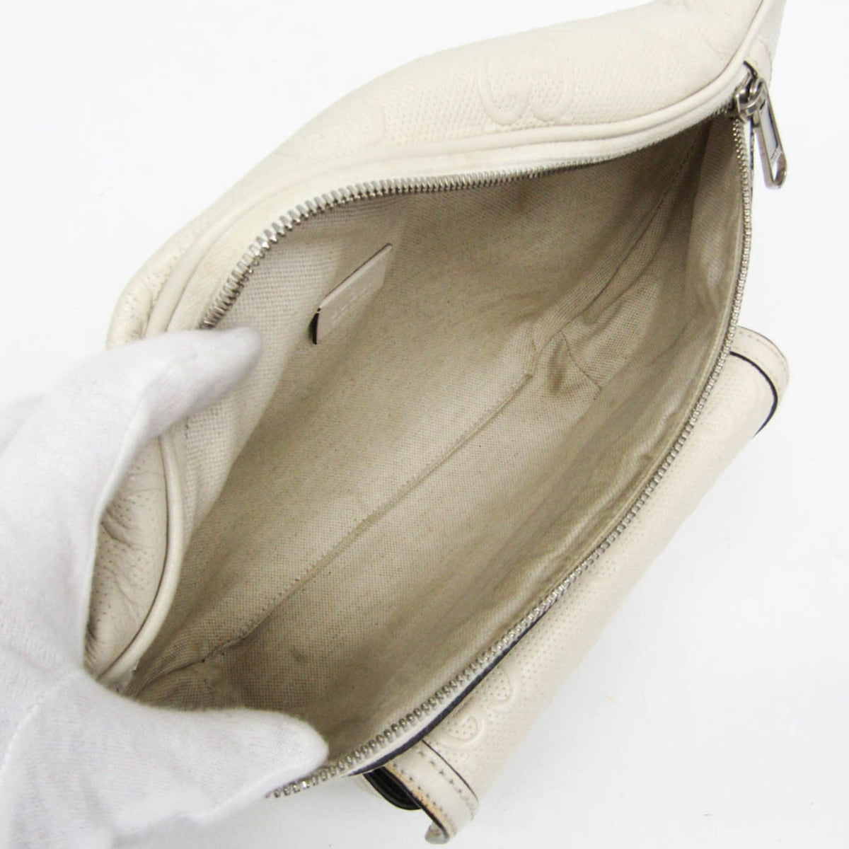 PRE-OWNED Gucci GG Embossed · Leather Belt Bag