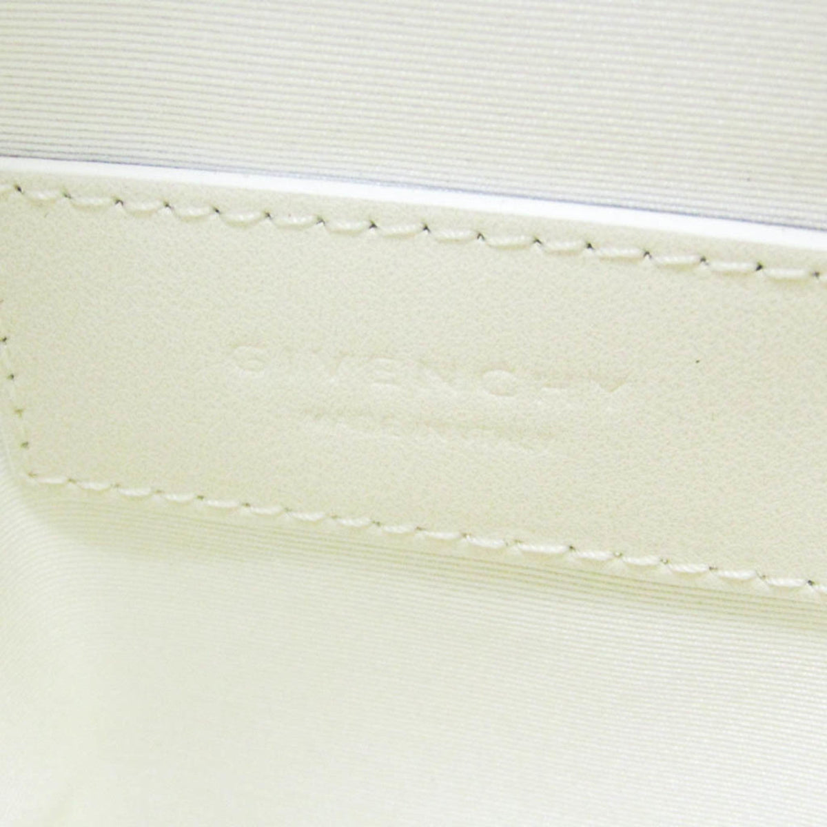 PRE-OWNED Givenchy Downtown · Leather & Nylon