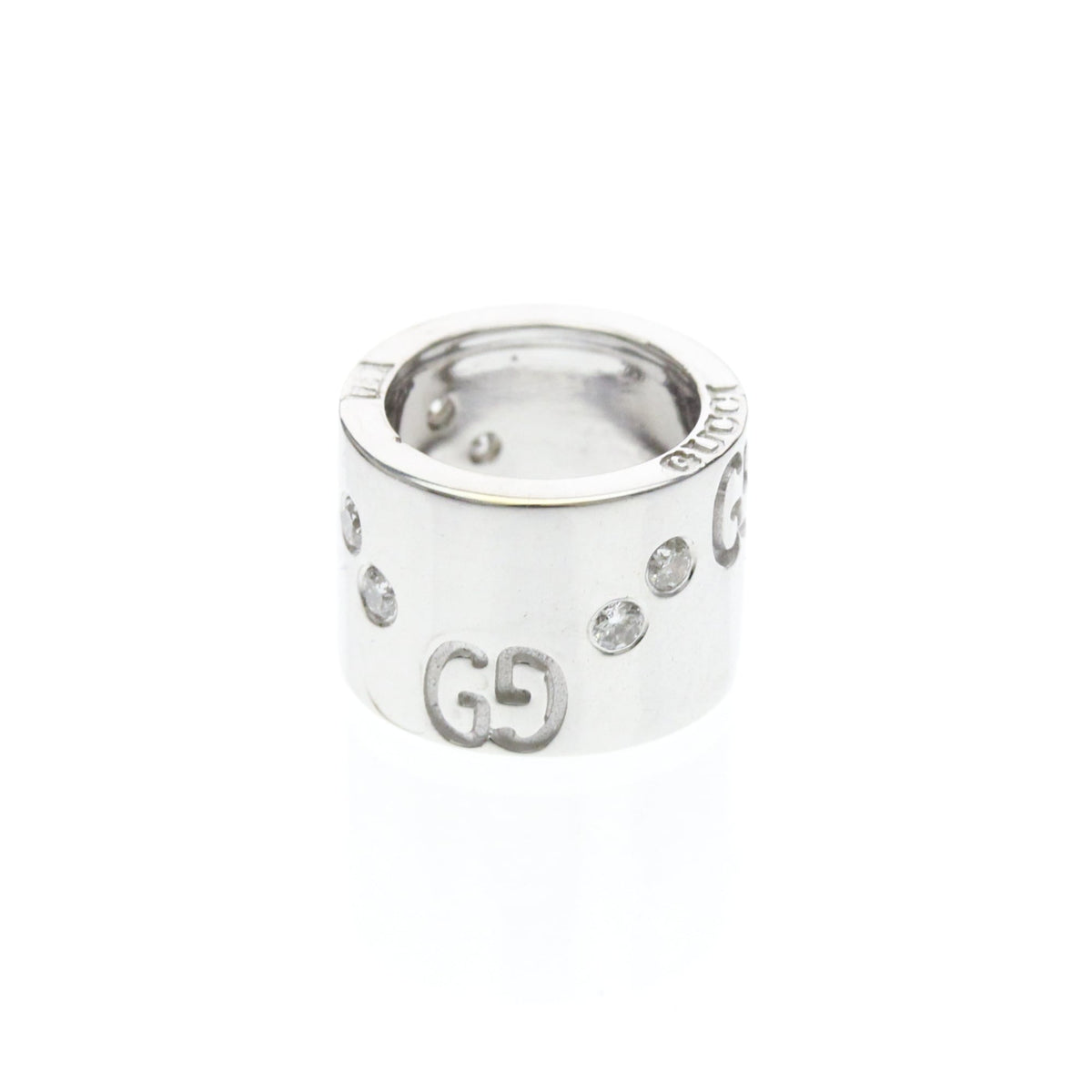 PRE-OWNED Gucci Icon · 18K White Gold · Diamond