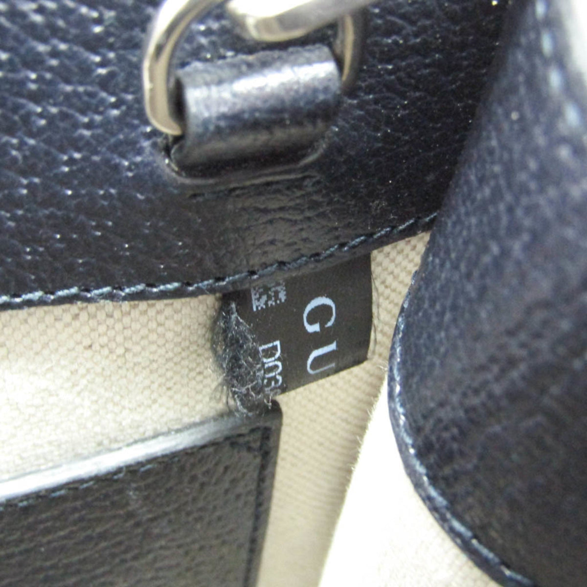 PRE-OWNED Gucci Interlocking G · GG Supreme