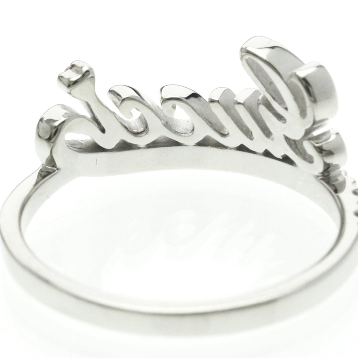 PRE-OWNED Gucci Logo Signature · 18K White Gold · Diamond Size 5.25