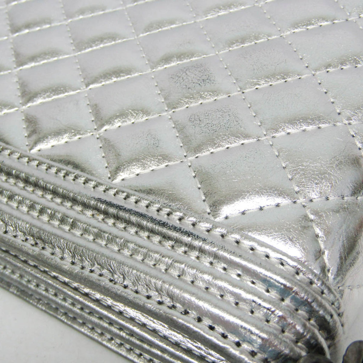 PRE-OWNED Chanel Boy · Metallic Calfskin