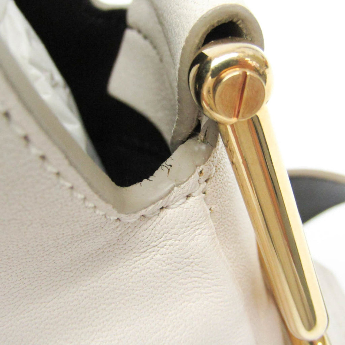 PRE-OWNED Chloé Vanessa · Leather Shoulder Bag