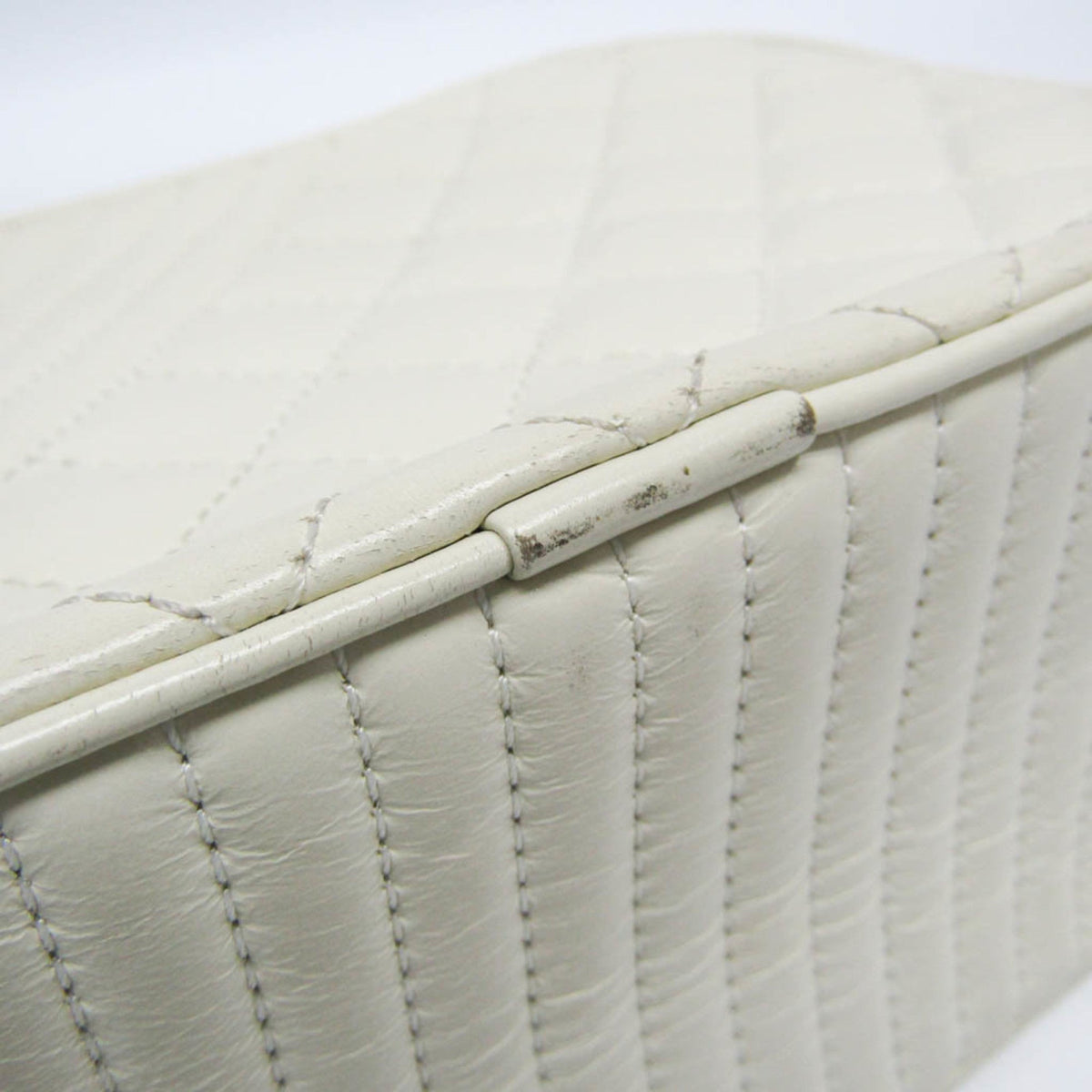 PRE-OWNED Chanel Boy Camera Bag · Lambskin