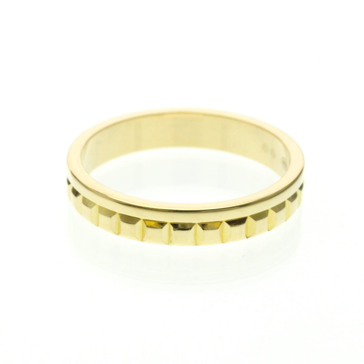 PRE-OWNED Boucheron Quatre Radiant · 18K Yellow Gold Size 8.75