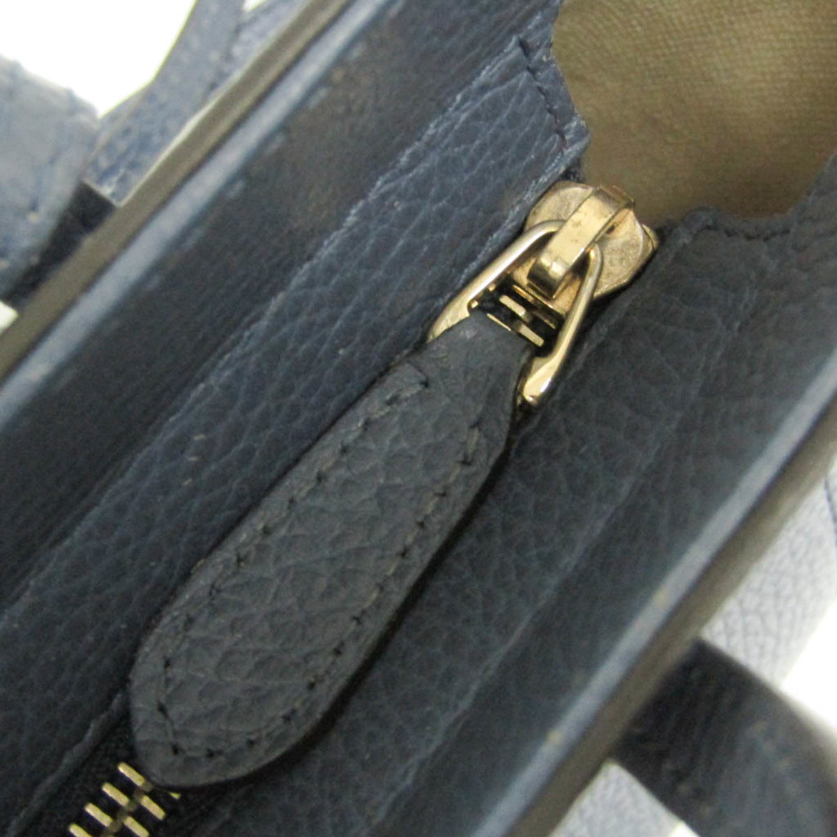 PRE-OWNED Gucci Swing · Leather