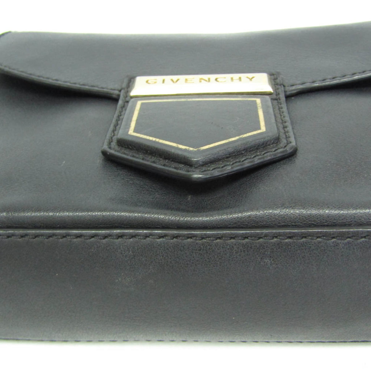 PRE-OWNED Givenchy Nobile · Leather Shoulder Bag