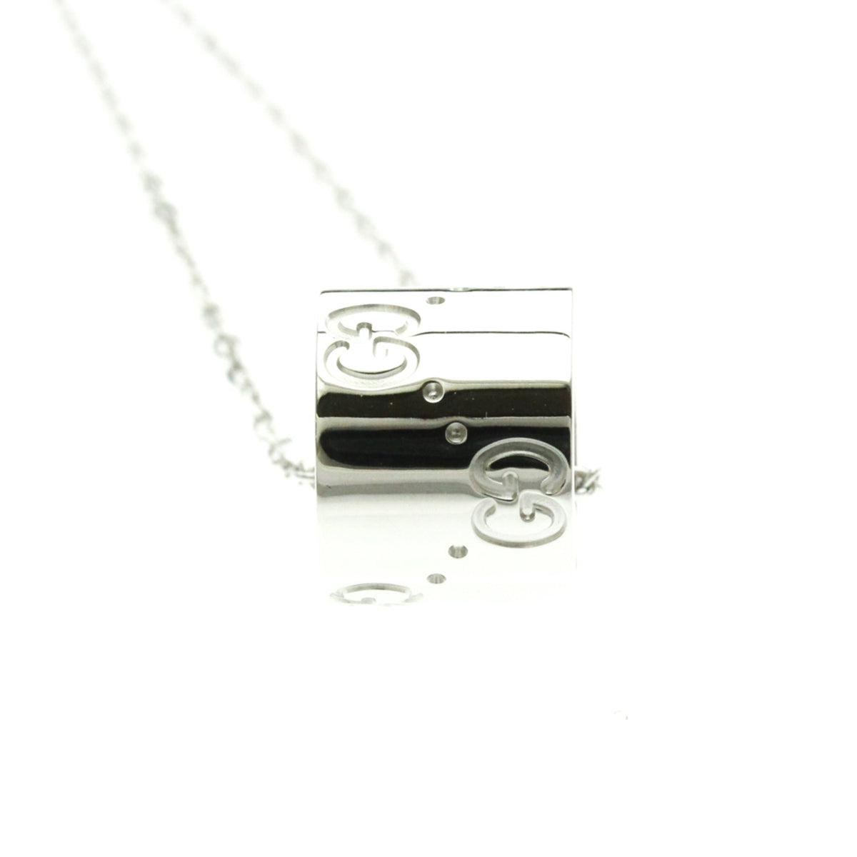 PRE-OWNED Gucci Icon · 18K White Gold