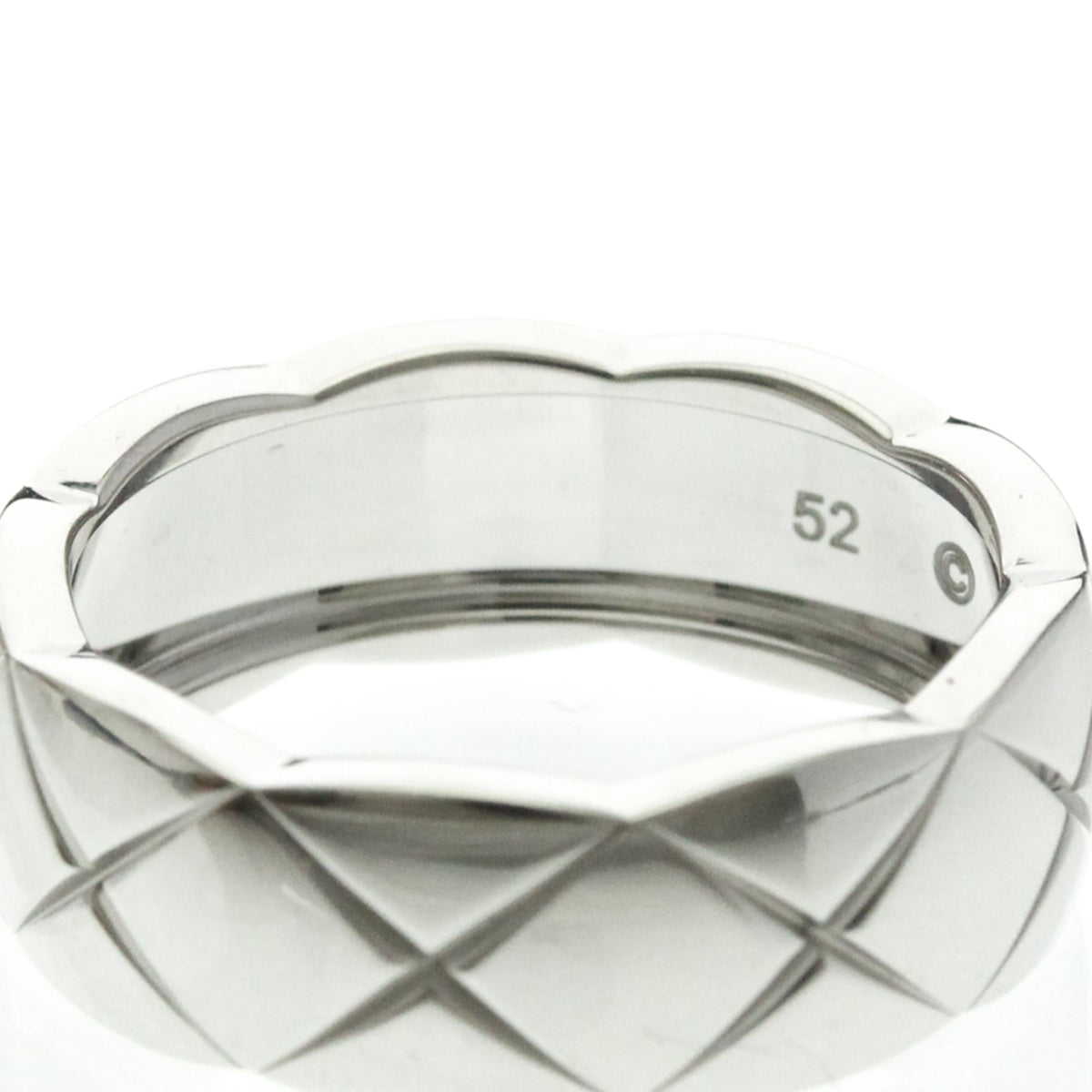 PRE-OWNED Chanel Coco Crush · 18K White Gold Size 6