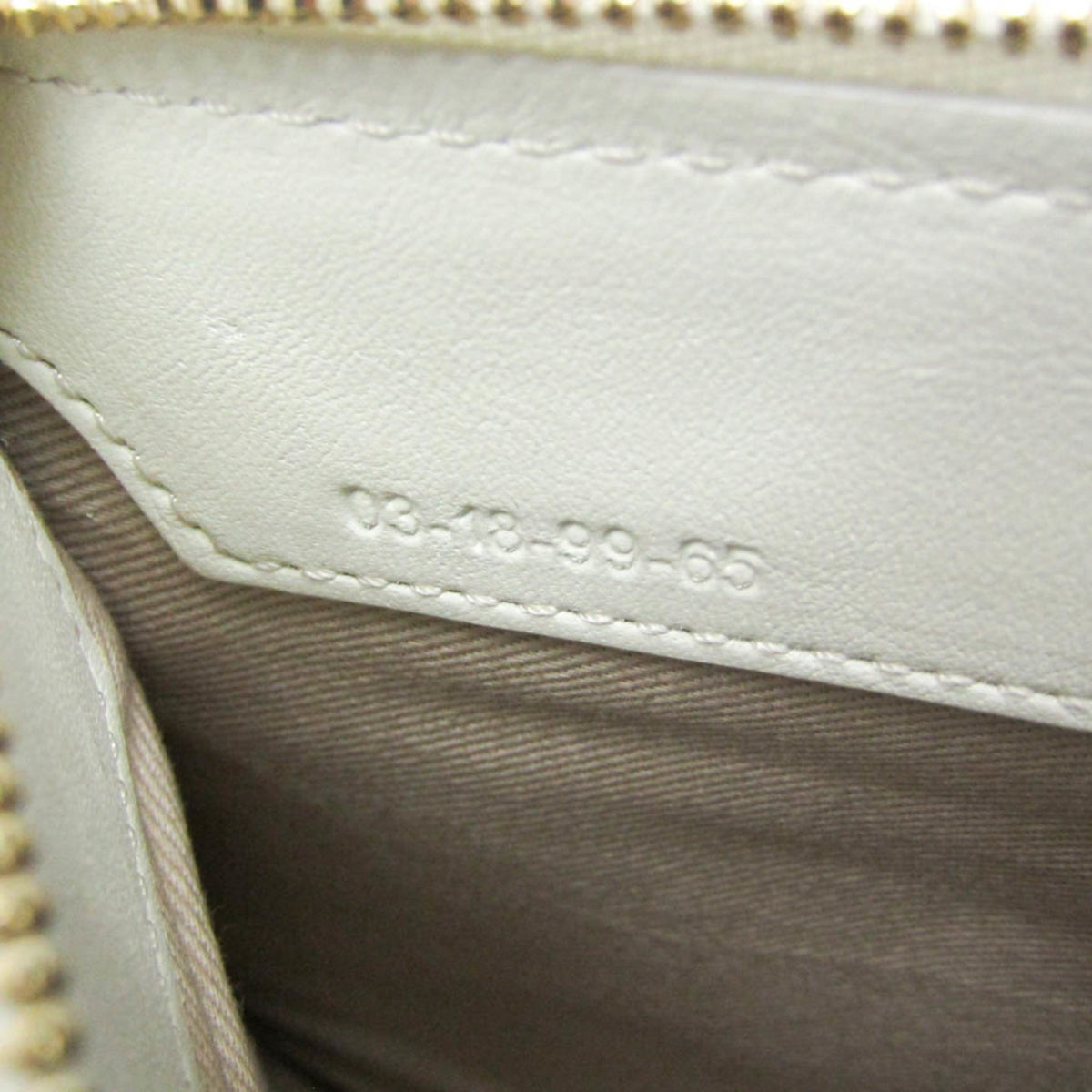 PRE-OWNED Chloé Roy · Leather & Suede