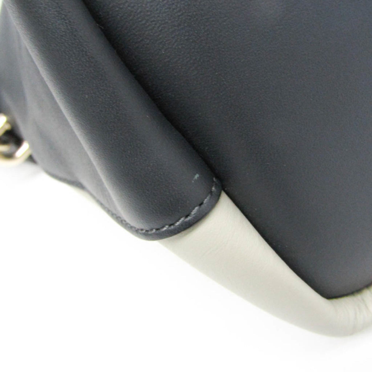 PRE-OWNED Chloé Baylee · Leather Satchel