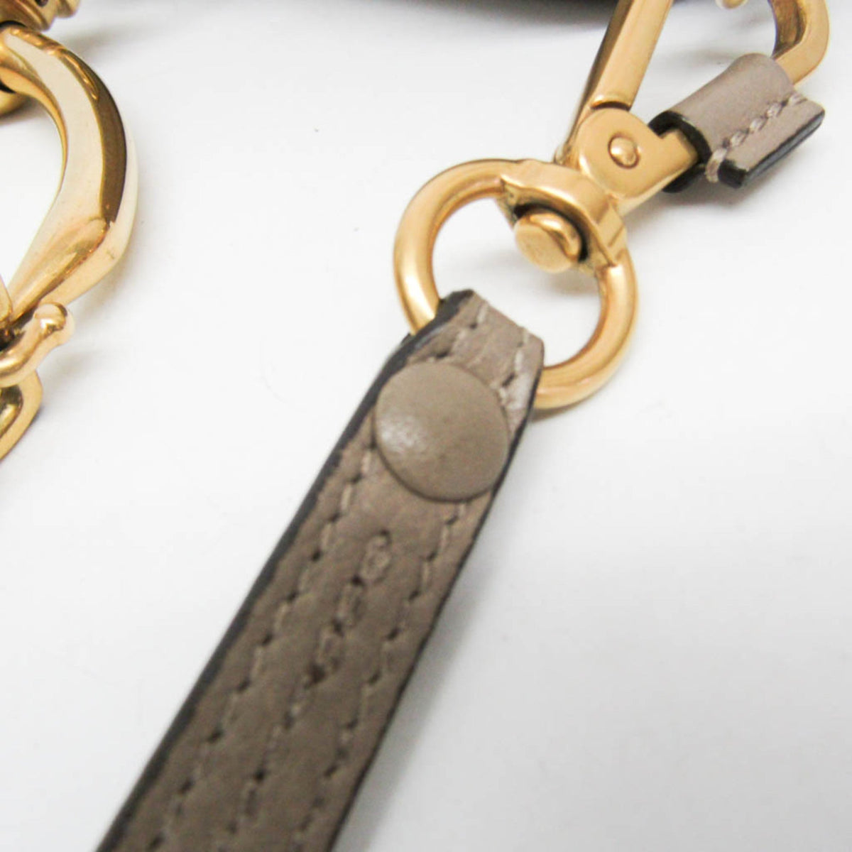 PRE-OWNED Chloé Nile · Suede & Leather