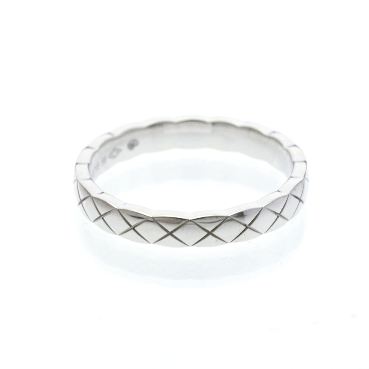 PRE-OWNED Chanel Coco Crush · 18K White Gold Size 7.5