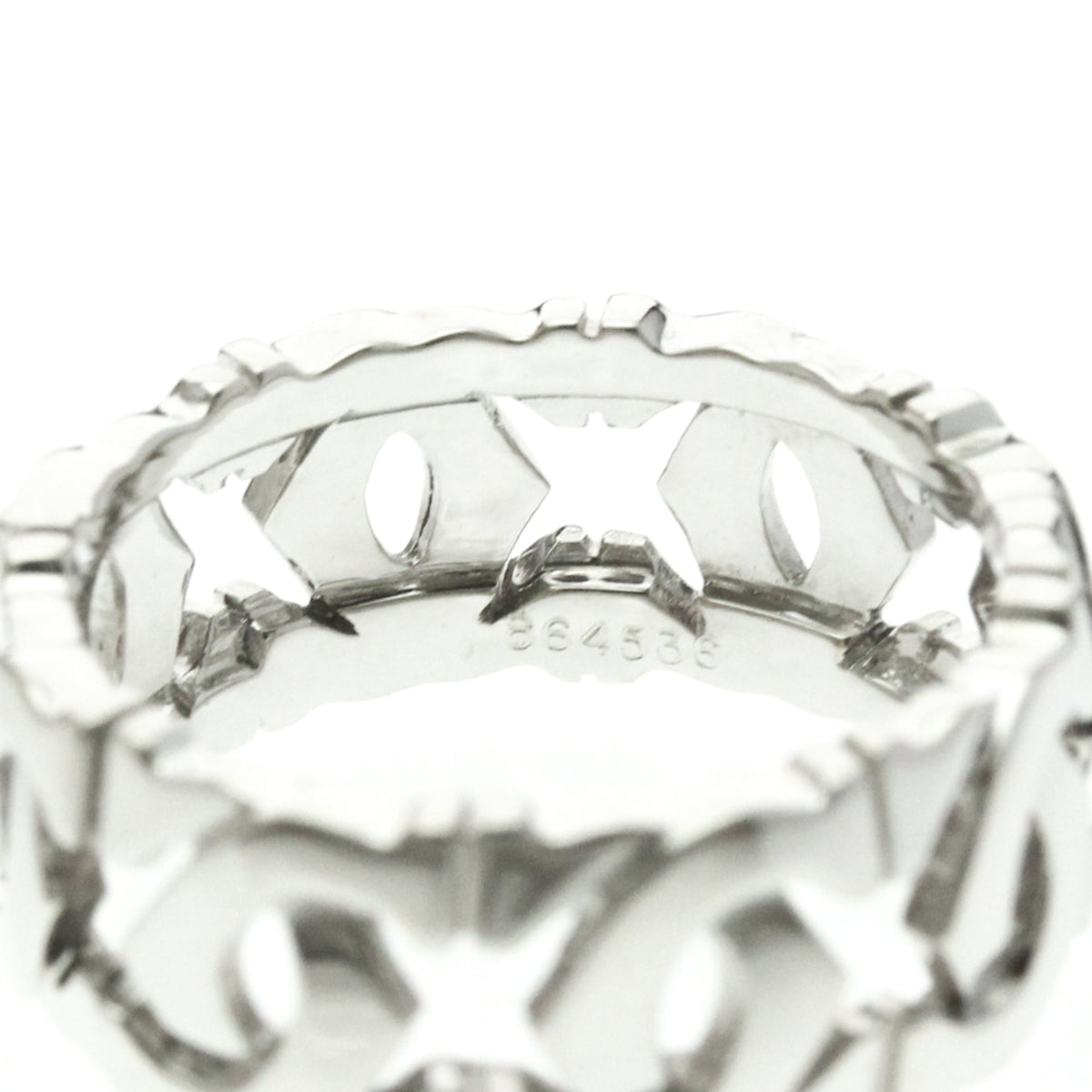 PRE-OWNED Cartier Entrelacé · 18K White Gold
