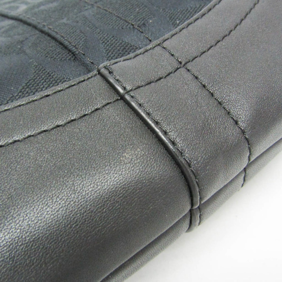 PRE-OWNED Coach Signature · Canvas & Leather