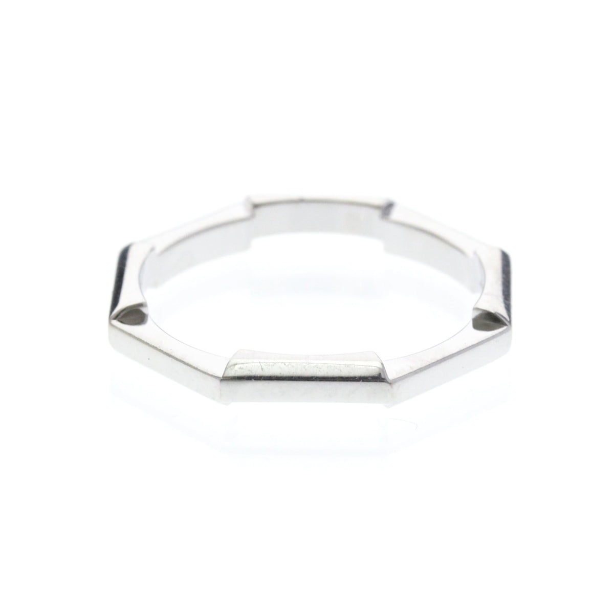 PRE-OWNED Gucci Link To Love · 18K White Gold Size 8
